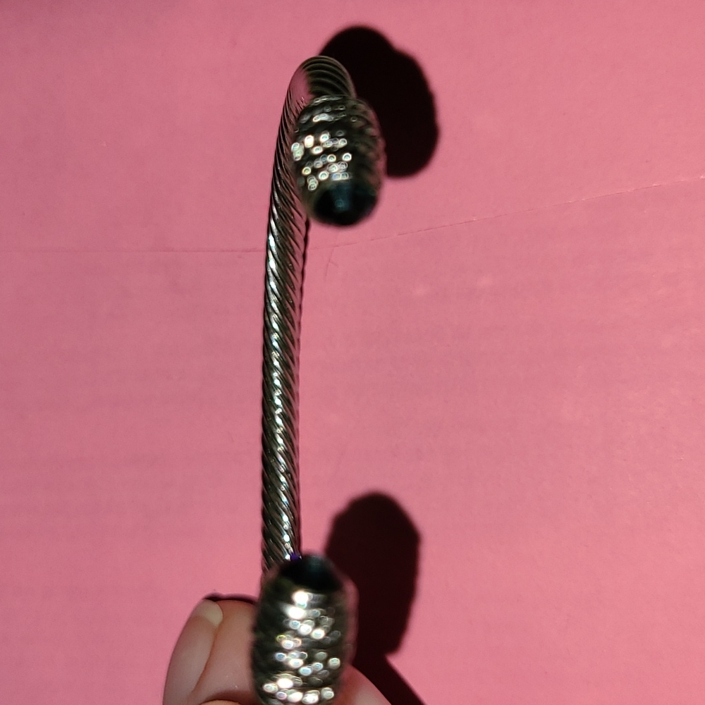 Bracelet - Picture 3 of 3